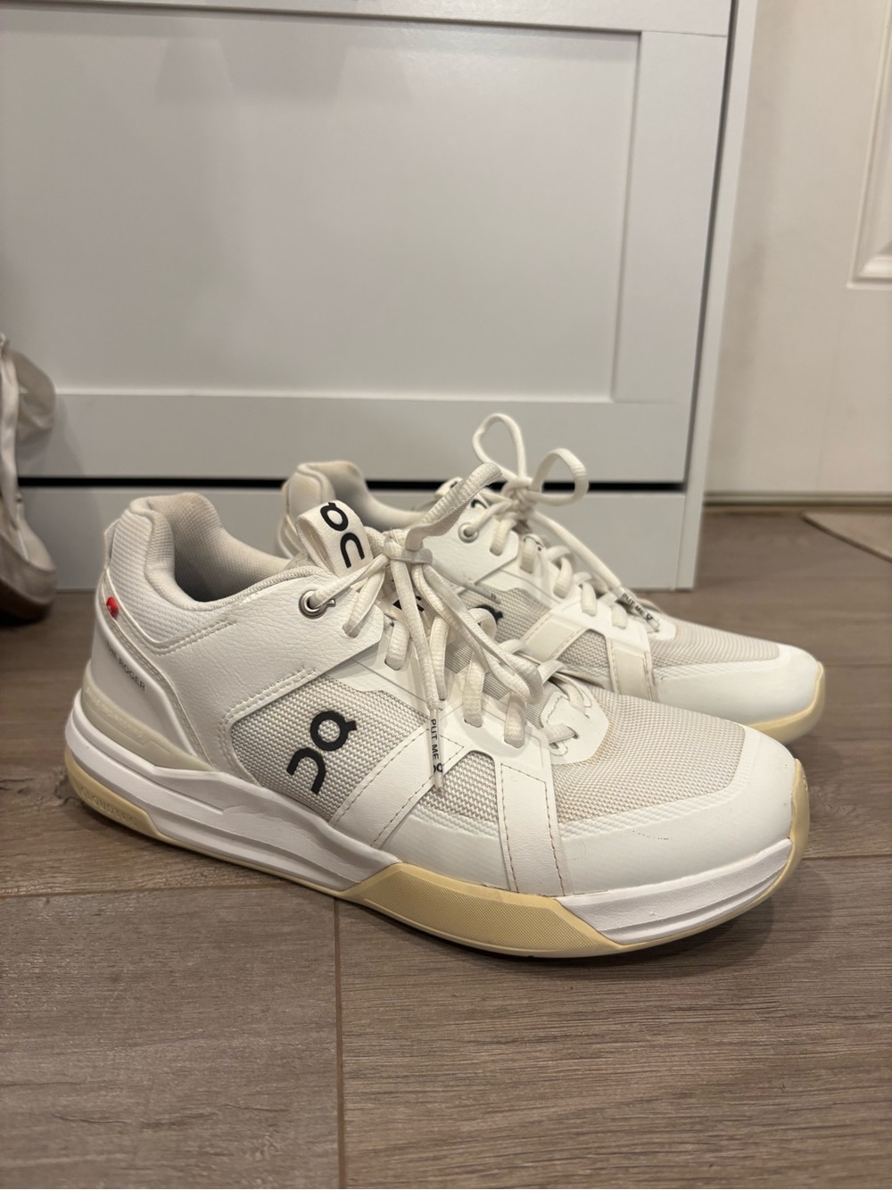 On Cloud The Roger Clubhouse Pro White Athletic Court Shoes Women’s Size 9.5 US